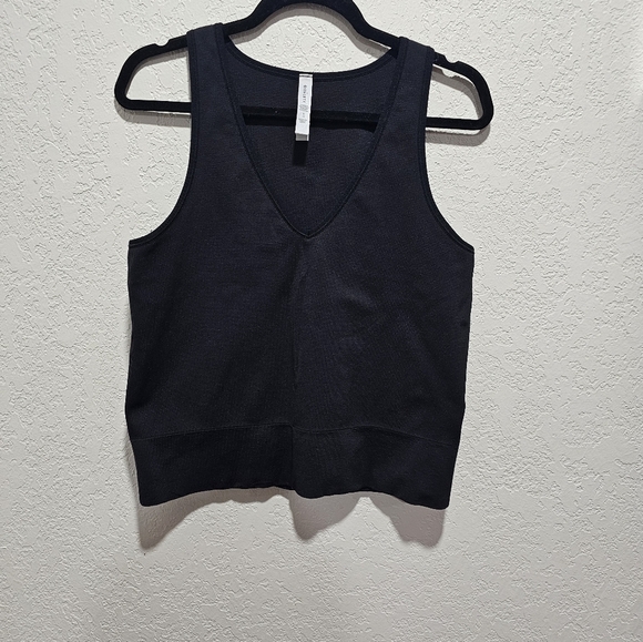 ATHLETA TOP AURORA SEAMLESS CROP RIB TANK Black XL Xtra Large - Picture 1 of 10